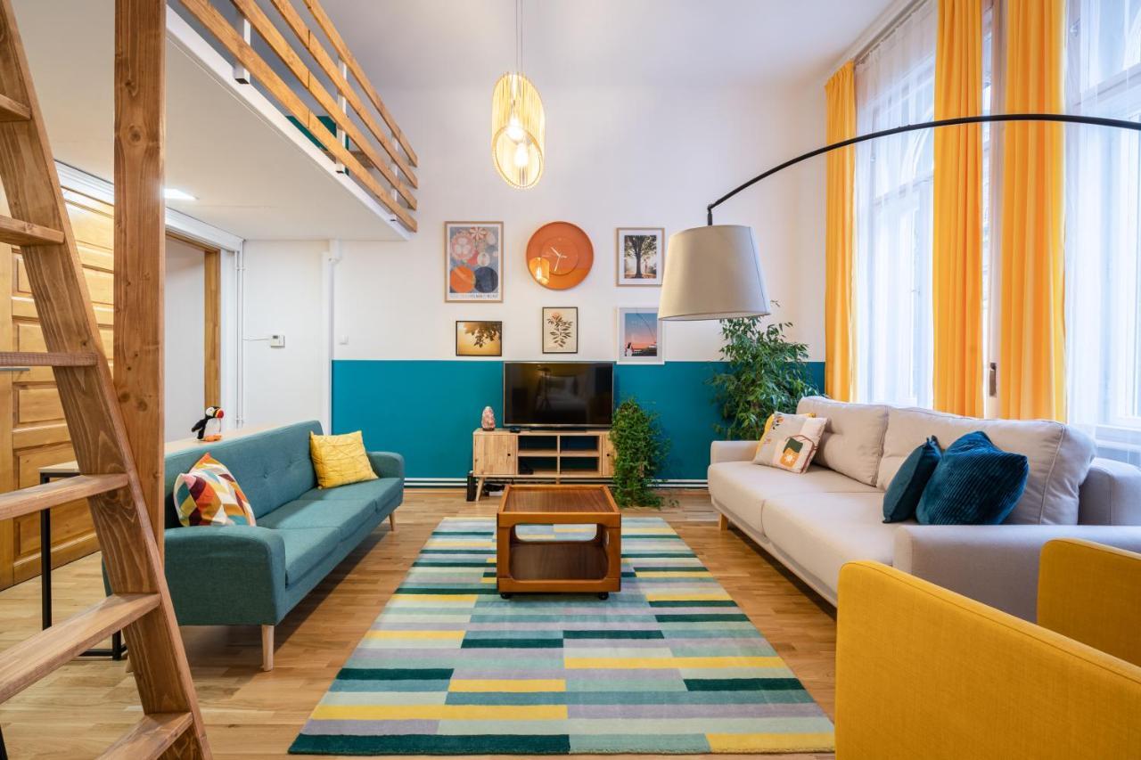 Live Star Apartment Budapest Exterior photo