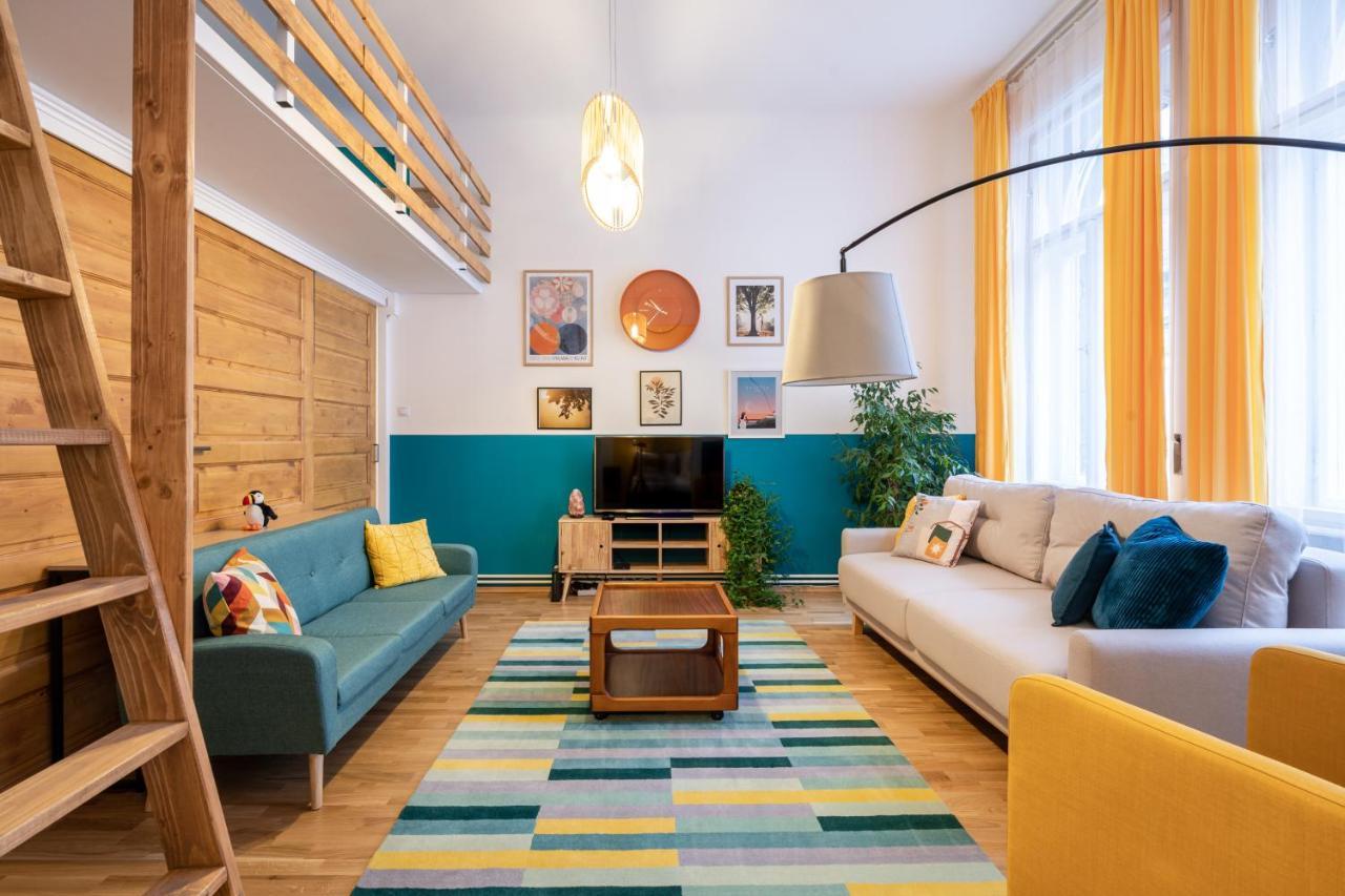 Live Star Apartment Budapest Exterior photo